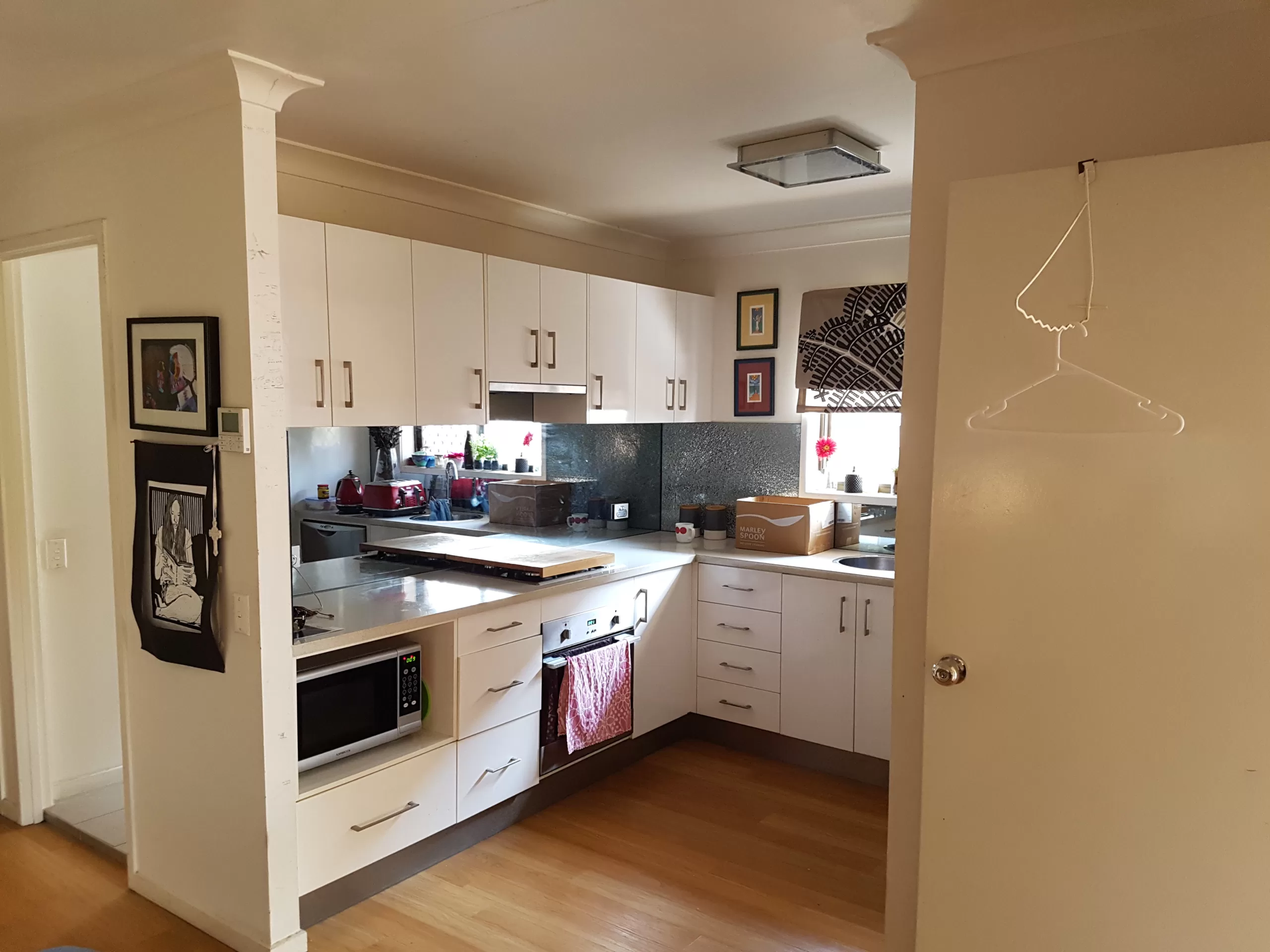 7 x SLW-120N - Kitchen (3) 7 x SLW-120N - Kitchen (3)