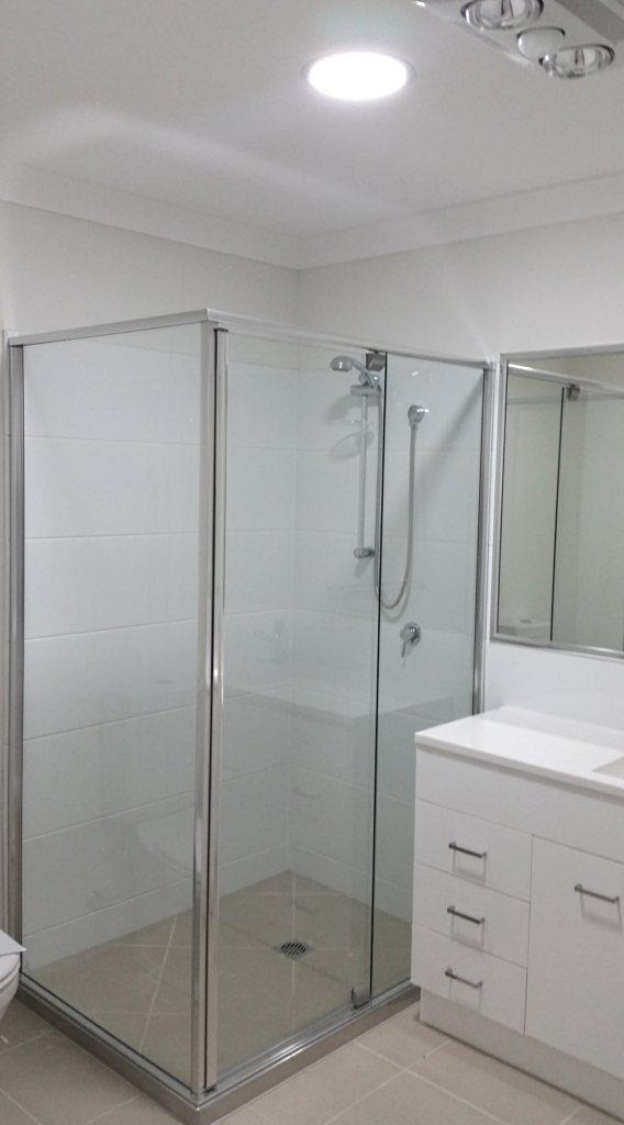 SLW-225N - Bathroom Adjusted SLW-225N - Bathroom Adjusted
